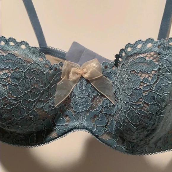 Wacoal Bra Scalloped Lace Trim Blue Size 32D New - Picture 3 of 6